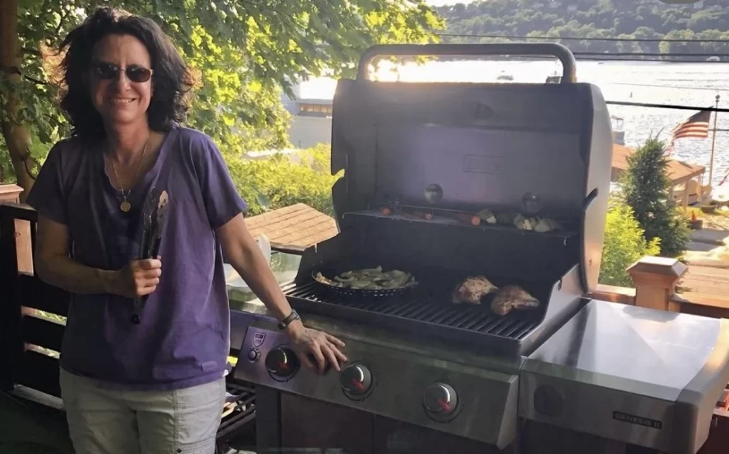 Photo of me grilling